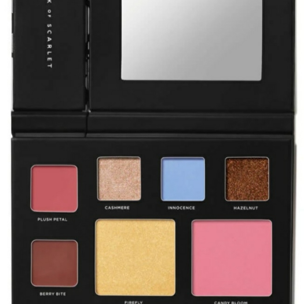 Deck of Scarlet Face Palette